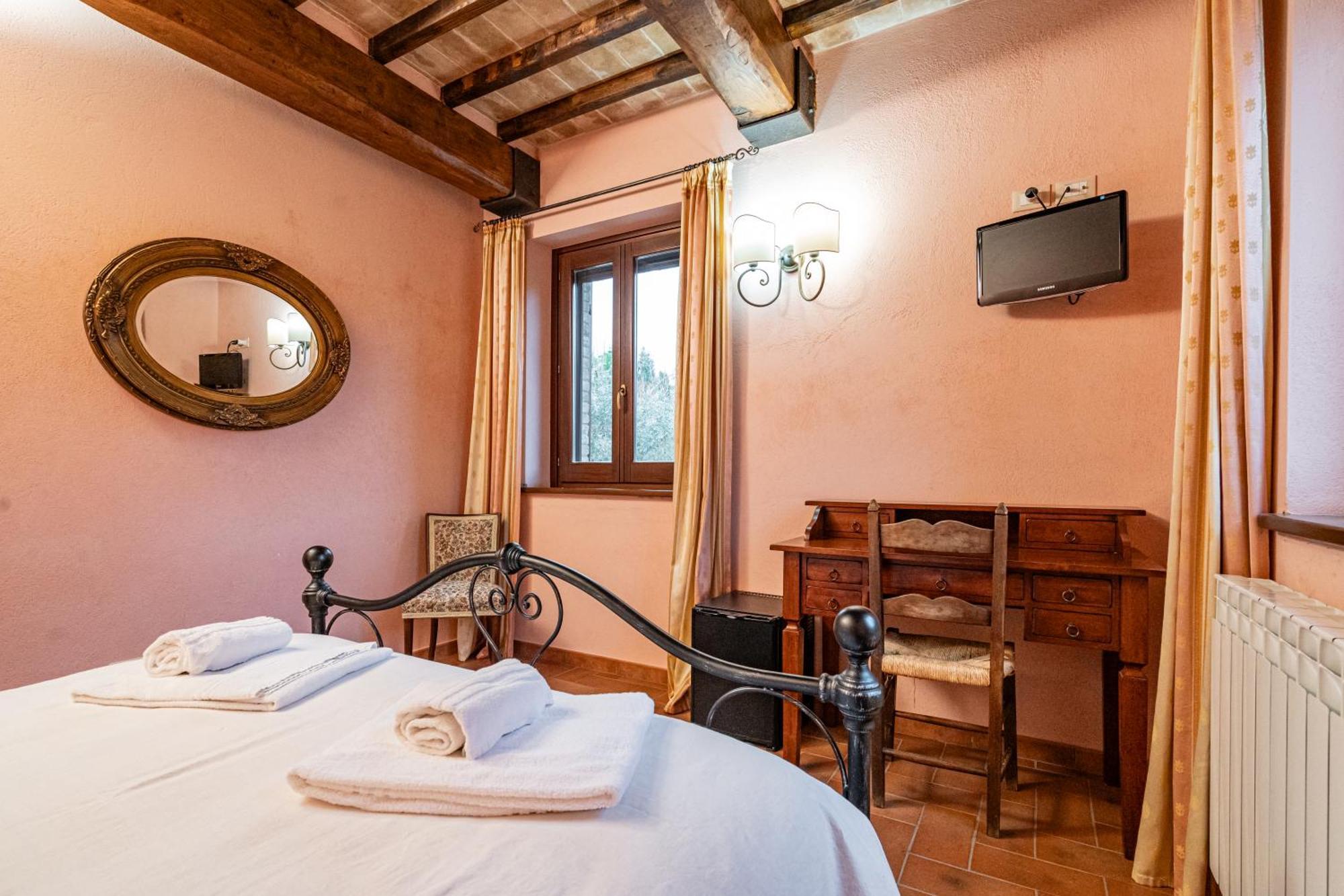 Il Borghetto Villa Тоди Екстериор снимка